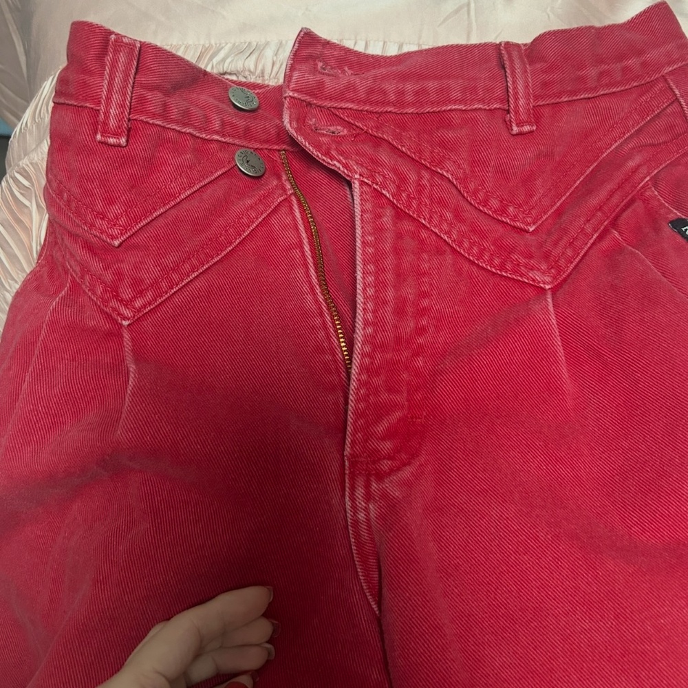 VINTAGE RED ROCKIES!!